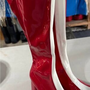Source Unknown Glossy Red and White Heeled Boots